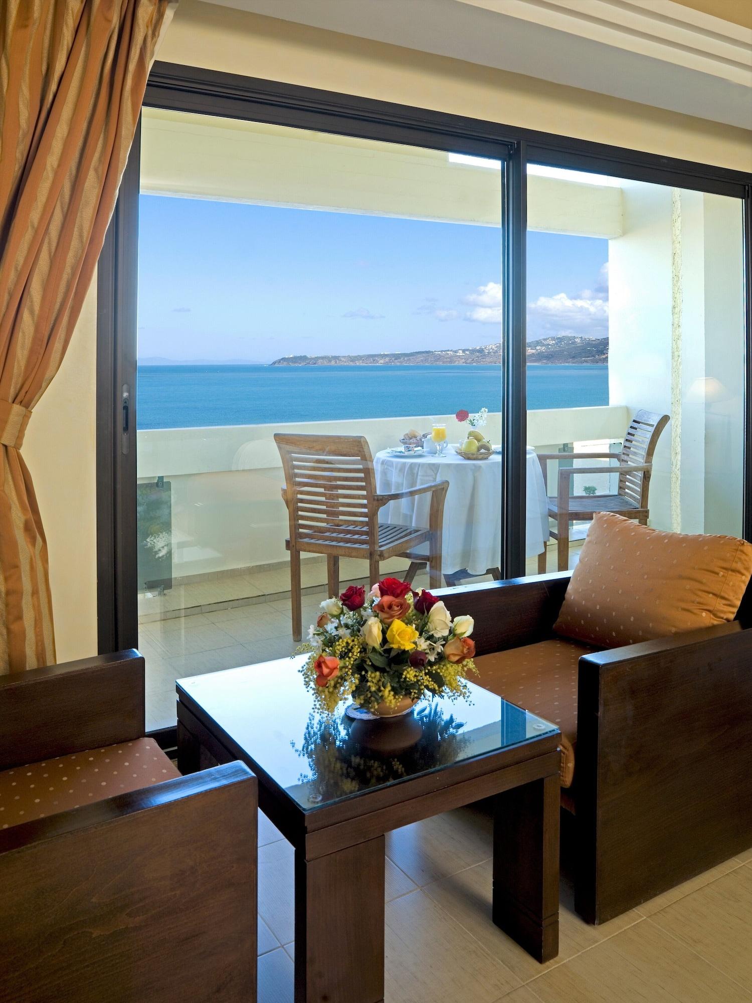 Hotel Barcelo Tanger Exterior foto A room at the Grand Hotel